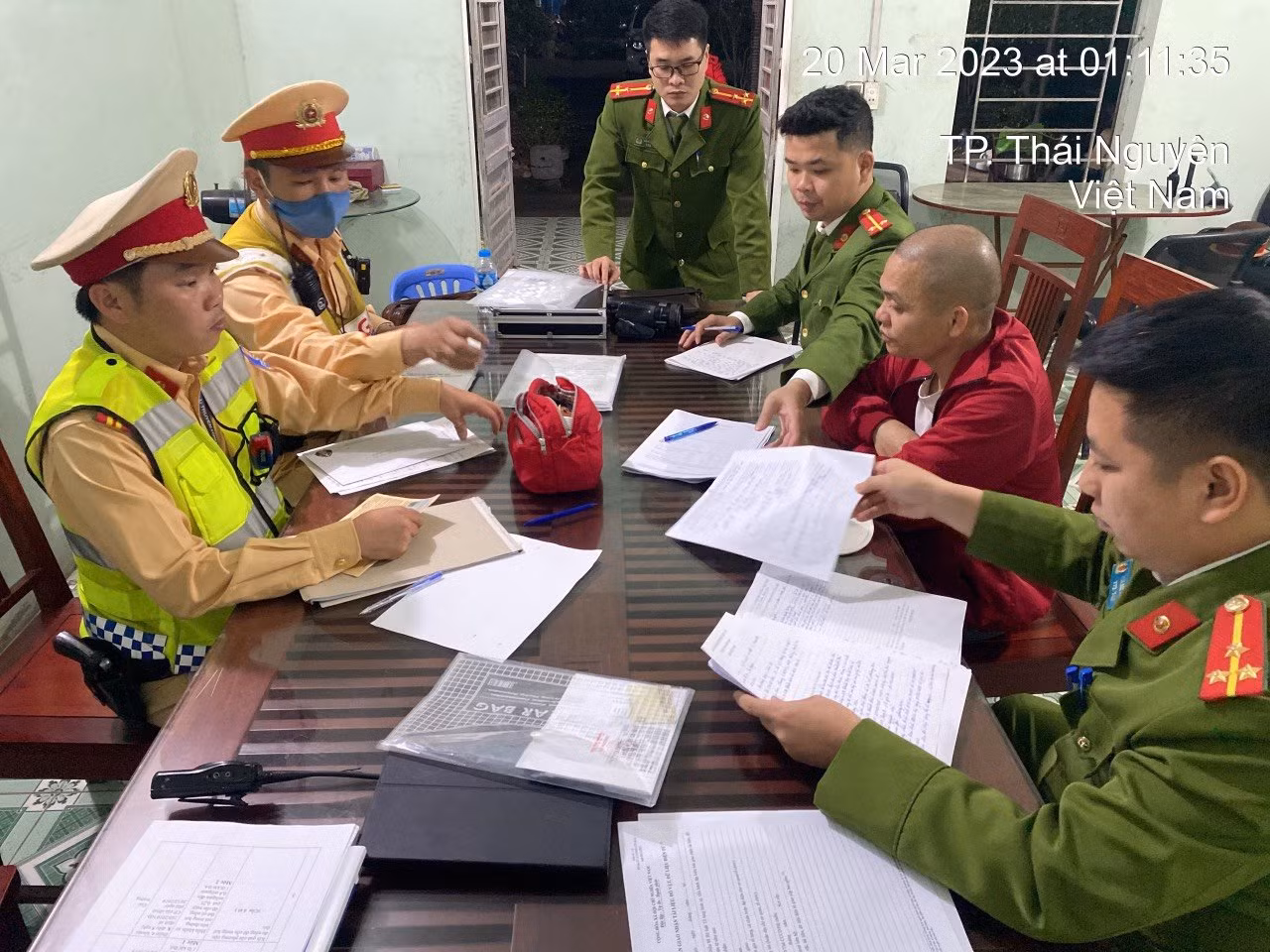 Chú thích ảnh