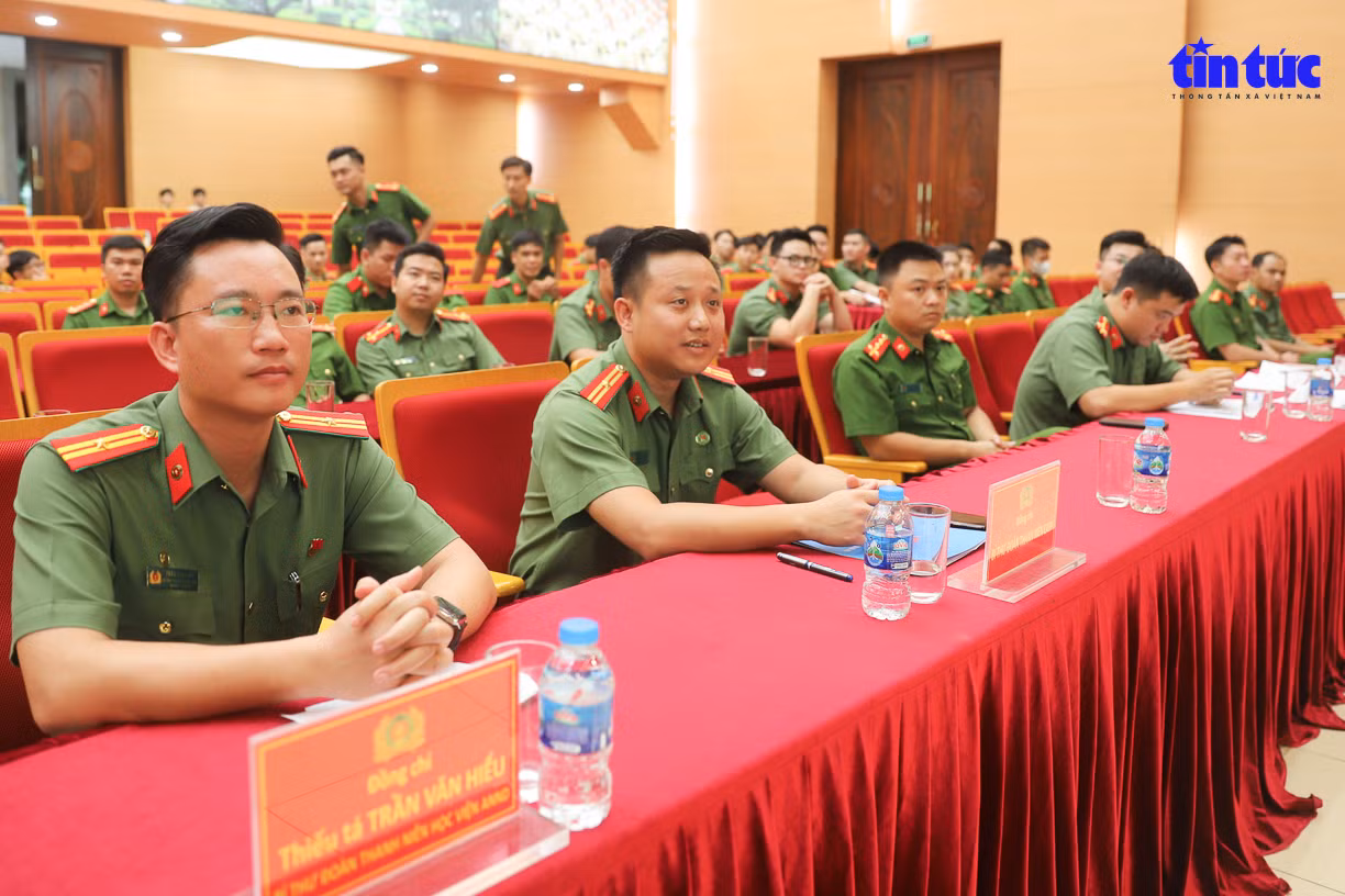 Chú thích ảnh