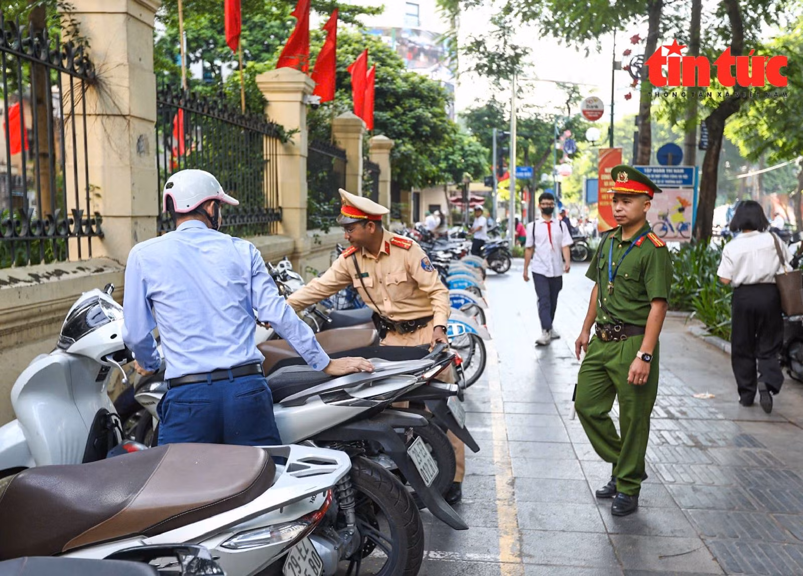 Chú thích ảnh