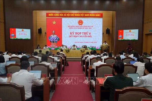 HĐND tỉnh Lào Cai thông qua 23 nghị quyết quan trọng