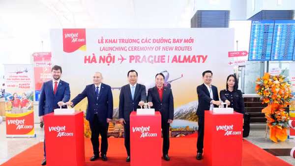 Vietjet khai trương loạt đường bay Hà Nội – Almaty, Praha và Almaty – Praha kết nối Á – Âu