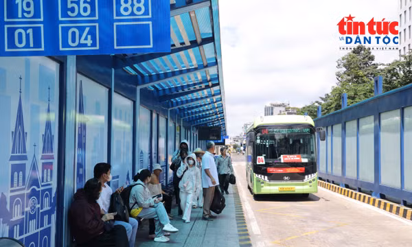 Chuyển đổi số, hướng tới giao thông công cộng thông minh.
