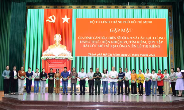 Hậu phương tiếp sức cán bộ, chiến sĩ Đội K74 tìm kiếm hài cốt liệt sĩ.