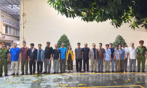 TP Hồ Chí Minh triệt phá đường dây cá độ bóng đá qua mạng, khởi tố 26 bị can