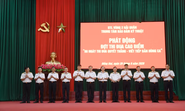 Vùng 2 Hải quân phát động đợt thi đua cao điểm “80 ngày thi đua Quyết thắng”.
