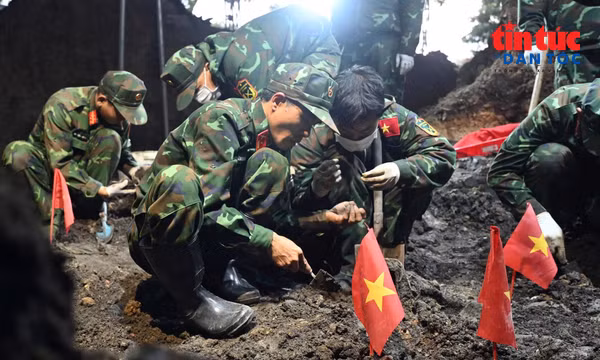 Thêm 1 bộ hài cốt liệt sĩ được quy tập tại Công viên Lê Thị Riêng