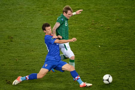 EURO 2012 Lượt trận đầu bảng C: Crôatia "khai tử" Ailen, Tây Ban Nha-Italia chia điểm ảnh 2
