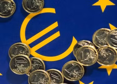 Không còn nhiều thời gian giải cứu Eurozone ảnh 1