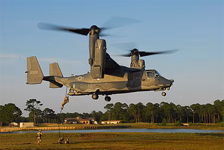 Rơi máy bay vận tải Osprey ở Mỹ ảnh 1