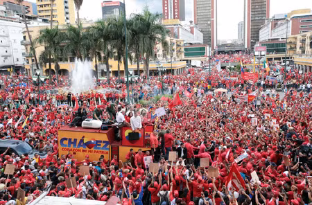 Tổng thống Chávez: Vênêxuêla sẽ trở thành một cường quốc tại khu vực ảnh 1