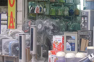 Sôi động thị trường quạt sạc ảnh 1