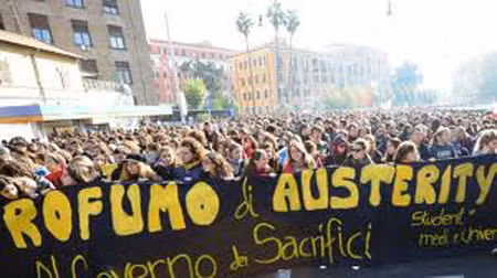 Khủng hoảng Eurozone: Italia có nối bước Tây Ban Nha? ảnh 1