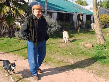 Tổng thống José Mujica: con người của tấm lòng nhân ái ảnh 1
