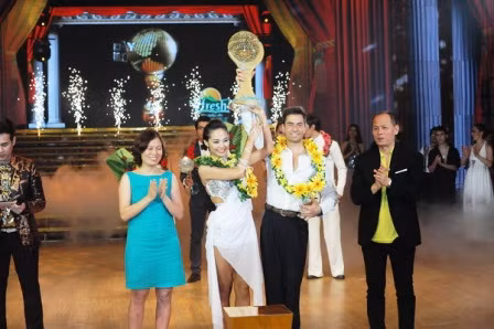 Minh Hằng đăng quang Bước nhảy hoàn vũ 2012 ảnh 1