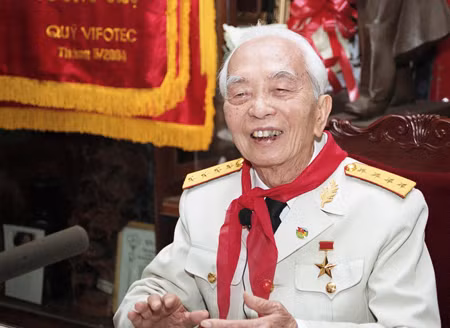 Cộng đồng người Việt tại Anh tưởng nhớ Đại tướng Võ Nguyên Giáp ảnh 1