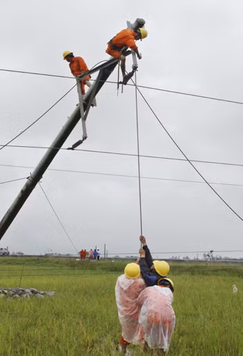 Các địa phương khắc phục hậu quả bão ảnh 5