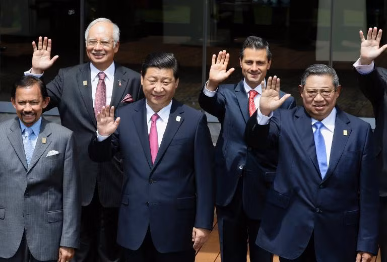 Obama vắng mặt tại APEC, Trung Quốc hưởng lợi ảnh 1