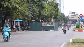 'Ma trận' lô cốt án ngữ, ám ảnh người đi đường