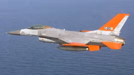 Mỹ 'biến' F-16 thành máy bay không người lái