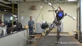 Robot giống người nhất của quân đội Mỹ trổ tài