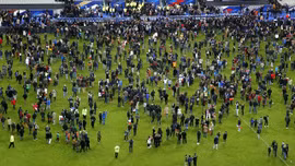 Giây phút hoảng loạn trên sân Stade de France