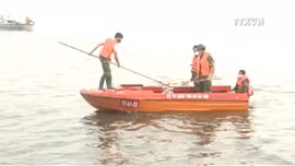 Hà Nội xử lý ô nhiễm môi trường sau sự cố cá chết Hồ Tây