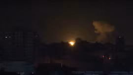 Quân đội Israel công bố cảnh không kích Dải Gaza trả đũa các tay súng Palestine