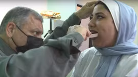 Cơn sốt thẩm mỹ lúm đồng tiền tại Dải Gaza