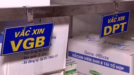 'Khát' vaccine tiêm chủng mở rộng