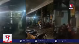 Nhân viên gác tàu bị hành hung