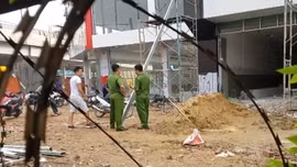 Công nhân tử vong nghi do điện giật tại công trường