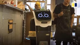Thiếu nhân viên, các nhà hàng New York mua robot để phục vụ khách