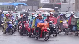 Giao thông ở các cửa ngõ Hà Nội ùn ứ cục bộ ngày đầu nghỉ lễ