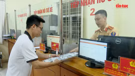 Đăng ký xe ở Hà Nội nhanh gọn trong 5-10 phút