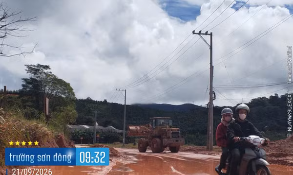 Mưa lớn gây sạt lở, ngập lụt nhiều tuyến đường bộ
