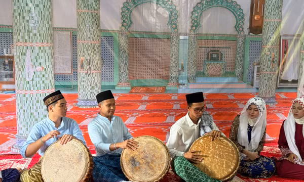 Độc đáo Tết Raya của người Chăm Islam An Giang
