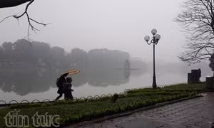 Miền Bắc, miền Trung đón Tết Dương lịch trong mưa rét