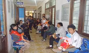 Rét đậm kéo dài, bệnh nhi Lào Cai nhập viện tăng cao 