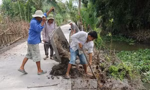  Cẩm Sơn - miền quê anh hùng vươn lên làm giàu 