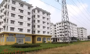 Ba tòa nhà tái định cư bỏ hoang tại Sài Đồng (Long Biên) có kiến trúc không phù hợp