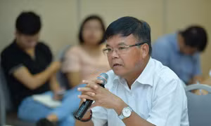 'Phân bón ba nhành lá cọ bị nhái thành ba nhành lá khoai'
