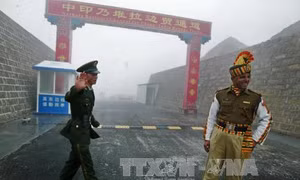 Ấn Độ và Trung Quốc nhất trí rút quân khỏi Doklam