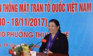 Phó Chủ tịch thường trực Quốc hội Tòng Thị Phóng dự Ngày hội Đại đoàn kết toàn dân tộc
