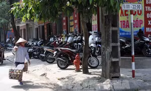 Hưng Yên: Tràn lan lấn chiếm vỉa hè, lề đường
