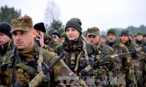 NATO và Mỹ muốn đối thoại với Nga trên thế mạnh 