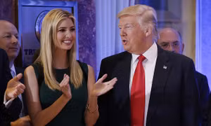 Ivanka Trump thành 'bà nội trợ kiểu Mỹ' sau khi cha làm Tổng thống