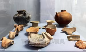 Triển lãm 'Gốm Óc Eo - nghệ thuật đặc sắc Phù Nam'