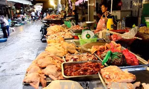 Giá thực phẩm ngày giáp Tết ổn định 