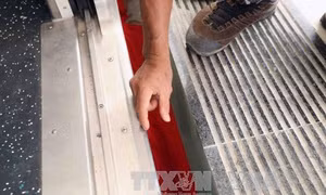 Lý do khe hở rộng giữa đoàn tàu Cát Linh - Hà Đông và ke ga