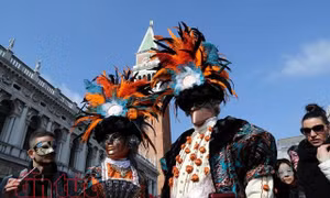 Tưng bừng Lễ hội hóa trang Venice 2017